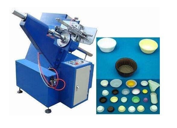 500KG Kek Tepsisi Şekillendirme Makinesi 1600 × 1140 × 1400mm 15120g